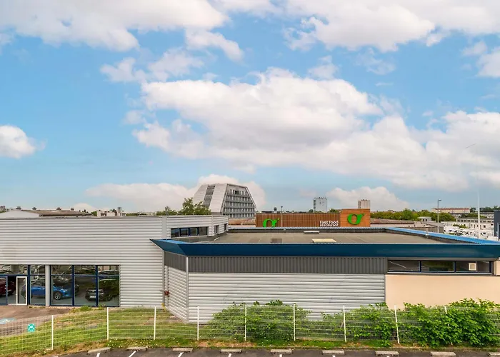 Отель Nancy Zenith