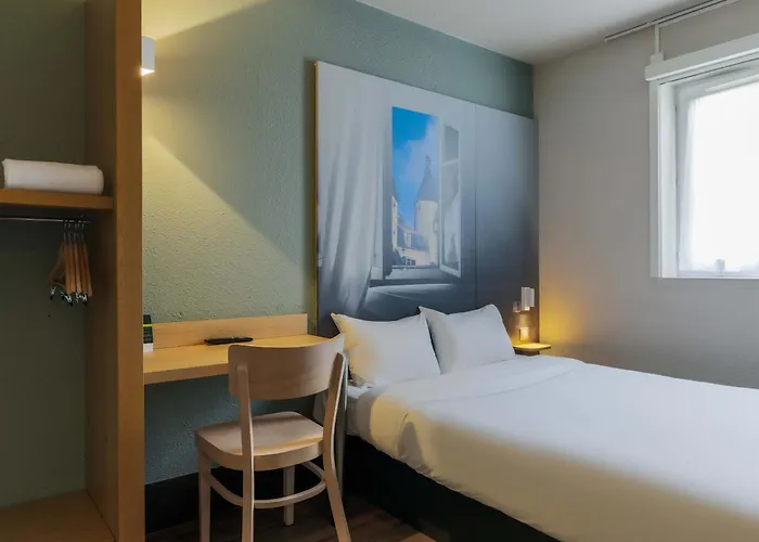 Nancy Zenith Лаксу